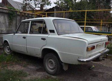 Угонщик оставил авто около аэропорта в микрорайоне "Озерный край"
