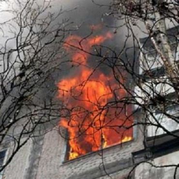 Только что стало известно, на Л. Толстого в Ужгороде произошел пожар в квартире