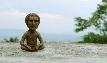 В городе Мукачево будет установлено мини-скульптуру певцу Святославу Вакарчуку