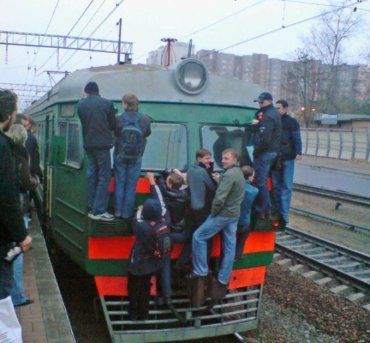 На Львовской железной дороге будут обслуживать пассажиров по новым тарифам