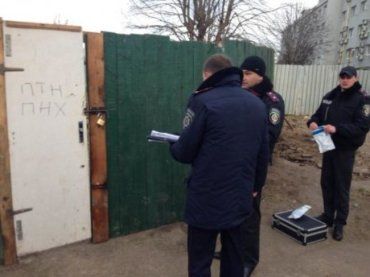 На забор одной из новостроек Ужгорода было установлено взрывное устройство