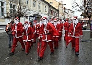 В Закарпатье пройдет Парад Николаев и Дедов Морозов в любую погоду!