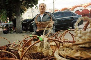 Юлия Владимировна БИГАР — мастерица по плетению изделий из лозы