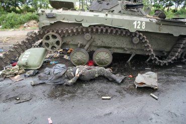 За все время в военных действиях на Донбассе были убиты более 5000 контрактников
