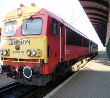 В поезде Киев-Братислава обнаружили тайник с патронами 7.62 мм