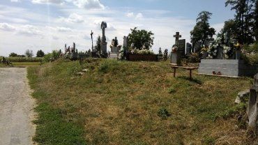 На кладбище в Ужгороде мест для захоронений осталось только на пару месяцев