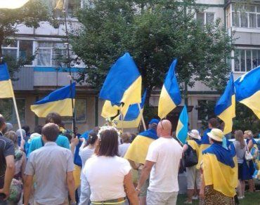 Львовский апелляционный суд пикетируют из-за строительства мини-ГЭС
