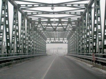 Из-за пограничников разрушается мост между Украиной и Венгрией?