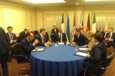 Петр Порошенко начал участие в саммите НАТО со встречи с лидерами Евросоюза