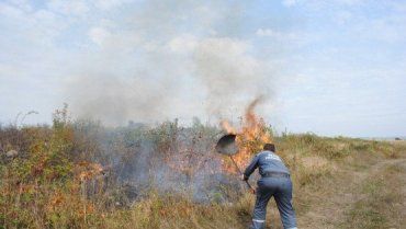 Около села Ивановцы произошло возгорание сухой травы