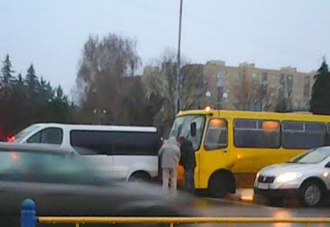 В Ужгороде на перекрестке улиц Минайской и Швабской произошло ДТП