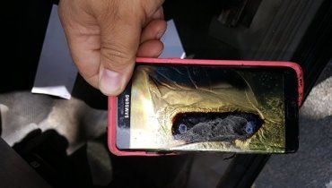 Яка причина вибухів смартфонів Samsung