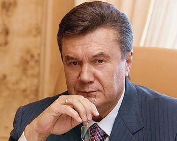 Янукович обещает добиться уважения Украины в мире