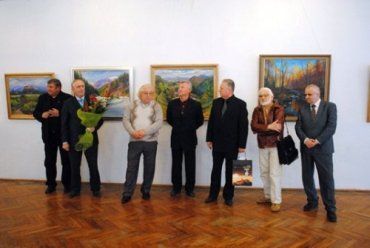 В Ужгороде открылась выставка художника Василия Свалявчика