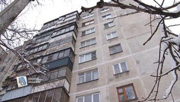 В Ужгороде мужчина покончил жизнь самоубийством, выпрыгнув из окна многоэтажки
