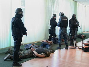 В Ужгороде милиция тренировалась грабить банк и сразу ловить грабителей