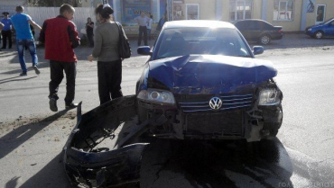 Volkswagen Passat, Ford Transit и Opel Astra "поцеловались" в городе Виноградов