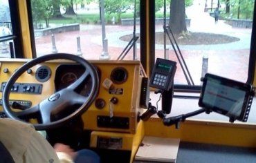 В Ужгороде водителям маршруток так нужен GPS, как зайцу стоп-сигнал