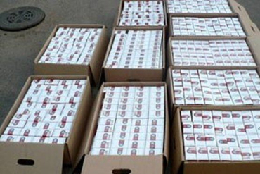 Сотрудники ДФС изъяли из оборота десятки тысяч пачек сигарет