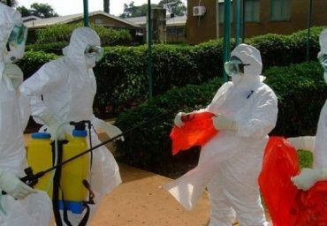 Двое туристов госпитализированы в Австрии с подозрением на Эболу