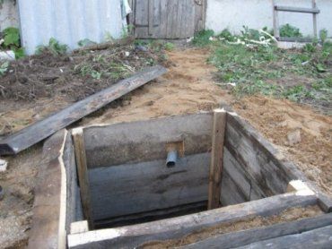 В Ужгородском районе пенсионерка утонула в выгребной яме
