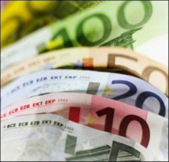 Еврокомиссия предложит ввести строгий контроль за бюджетами стран еврозоны