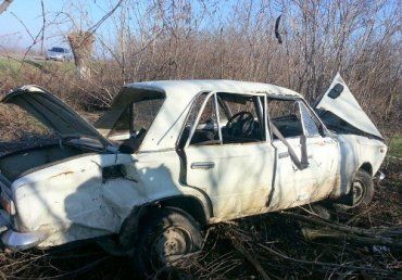 В Мукачевском районе водитель «ВАЗа» перевернул свое авто
