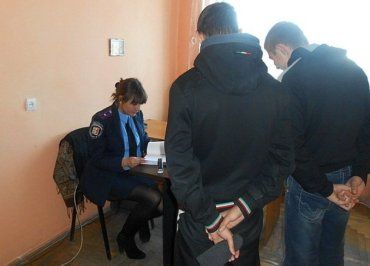 Мукачевские правоохранители каждый день общаются с "трудными" подростками