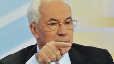 Николай Азаров выразил недовольство ситуацией на Закарпатье