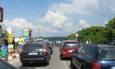 На западной границе Украины в очередях застряли 410 автомобилей