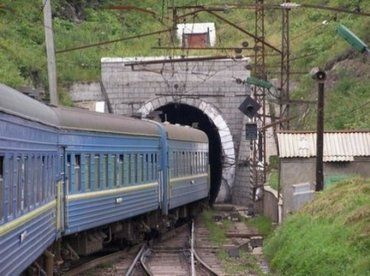 Львовская железная дорога пожаловалась, что Закарпатье наносит ей ущерб