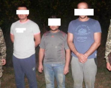 На границе Закарпатья задержали трех граждан Сирии