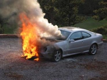 В Закарпатье автомобили горят не случайно: народная месть уж слишком жестока