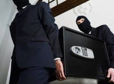 В Мукачевском районе у мужчины украли 230 тысяч гривен