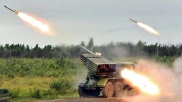 Террористы "Градом" уничтожили военную технику украинцев