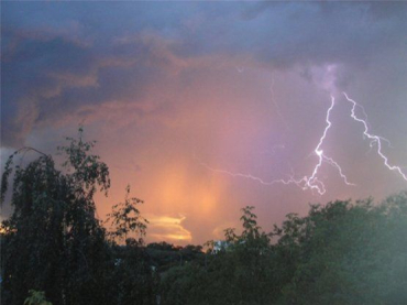 На Закарпатье объявлено штормовое предупреждение с грозами