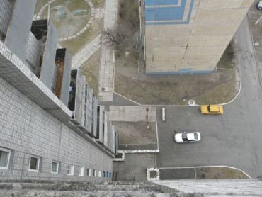 Психически больной житель Ужгорода выпал из окна навсегда