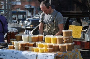 Ужгородцы 3 дня смогут дегустировать мед со всего Закарпатья