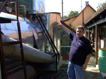 В свою биогазовую установку Иван Герхард вложил более 2000 баксов