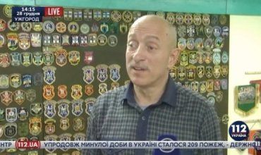 Иван Балашов из Ужгорода уже 20 лет собирает коллекцию шевронов