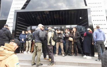 Львівські активісти повстали проти Бабкіна