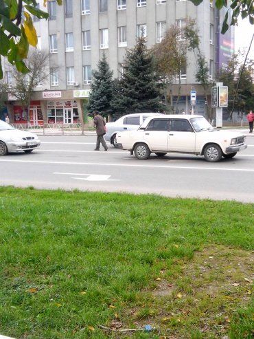 Ужгородцев возмутила ситуация на дороге