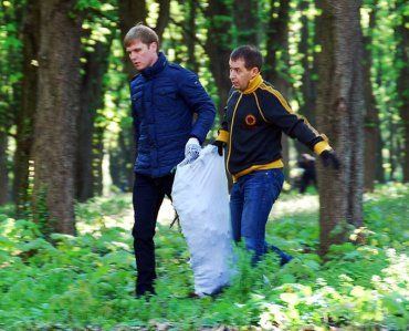 Валерий Лунченко приобщился к уборке Боздошского парка в Ужгороде