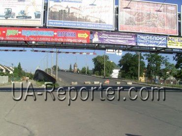 Проезд по мосту в Мукачево закрыт