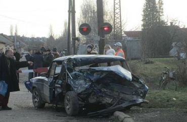 В результате ДТП 61-летний пассажир автомобиля ВАЗ скончался на месте