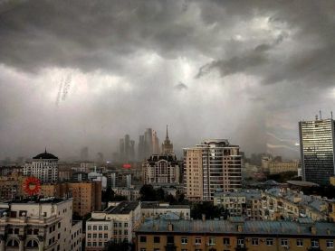 Армагеддон или Апокалипсис в Москве: опубликованы страшные кадры урагана