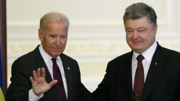 Байден напоследок призвал Порошенко усилить конфликт с Россией