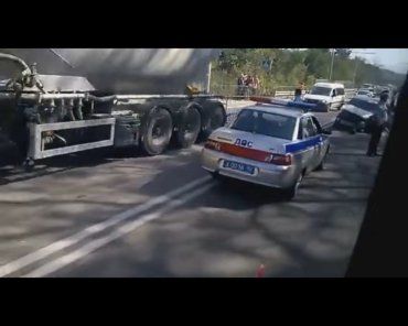 Скорая констатировала смерть водителя, в котором очевидцы узнали Аксенова