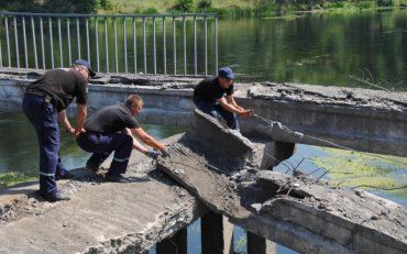 Обвал на Керченському мосту: кількість жертв невпинно зростає