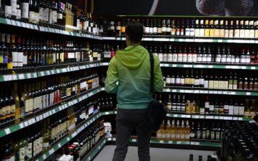 В Украине снова поднимутся цены на алкоголь